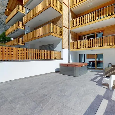 Spacieux - 2 A Coucher Incl Jacuzzi Prive *