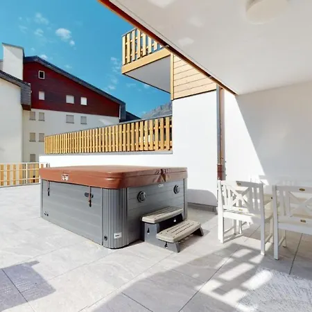 شقة Spacieux - 2 A Coucher Incl Jacuzzi Prive *