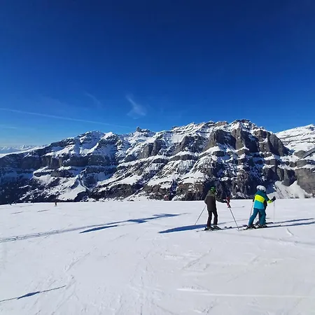 Apartament Spacieux - 2 A Coucher Incl Jacuzzi Prive