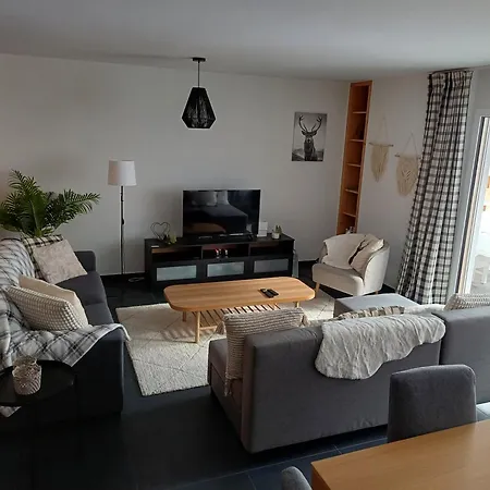 Spacieux - 2 A Coucher Incl Jacuzzi Prive *