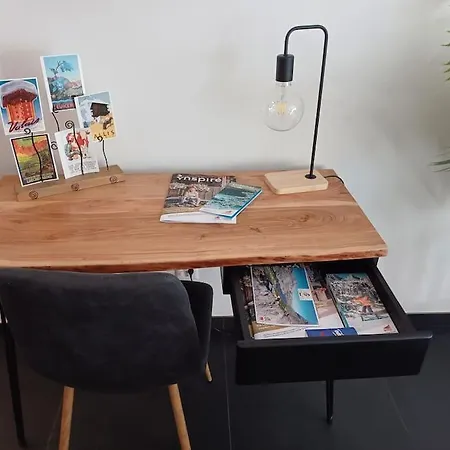 Spacieux - 2 à Coucher Incl Jacuzzi Privé Appartamento