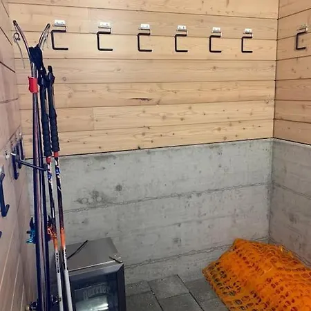 Spacieux - 2 A Coucher Incl Jacuzzi Prive דירה לויקרבאד