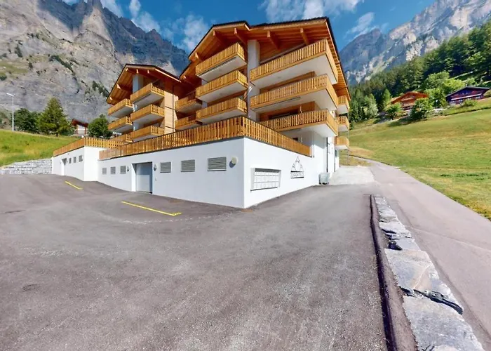 Spacieux - 2 A Coucher Incl Jacuzzi Prive شقة