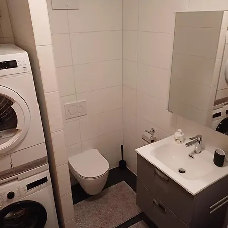 Spacieux - 2 A Coucher Incl Jacuzzi Prive Apartment Leukerbad