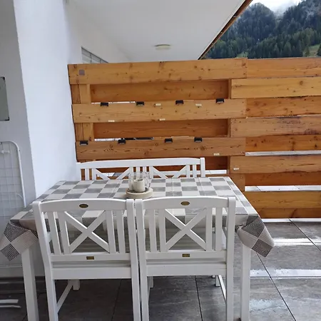Apartment Spacieux - 2 A Coucher Incl Jacuzzi Prive