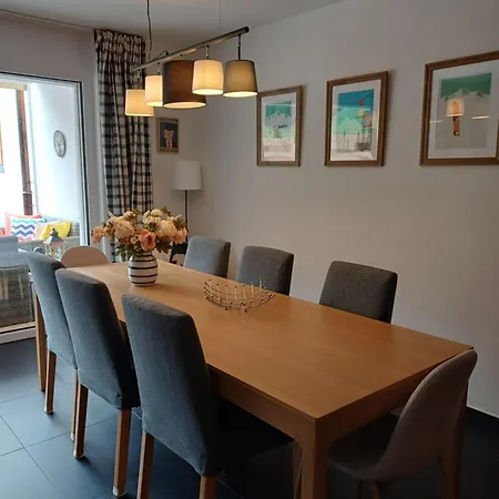 Apartment Spacieux - 2 A Coucher Incl Jacuzzi Prive *