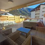 Spacieux - 2 A Coucher Incl Jacuzzi Prive דירה לויקרבאד
